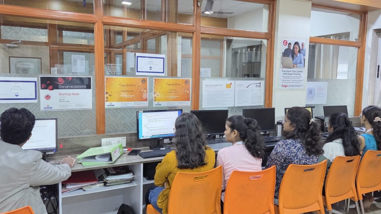 WhatsApp Image 2025-09-21 at 15.19.10_06885115